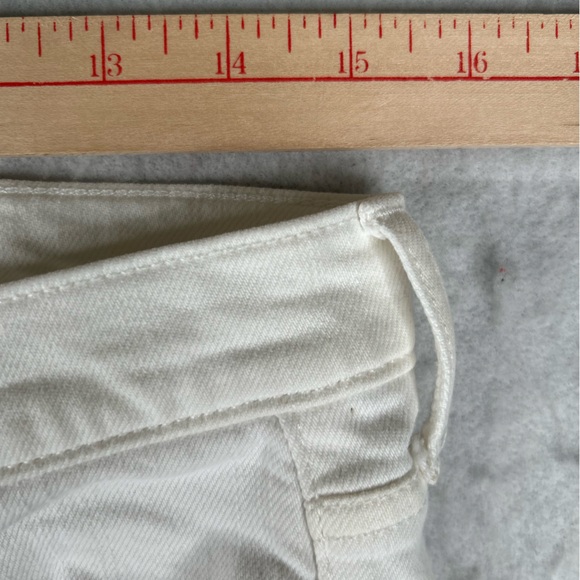 Gap Real Straight Jeans Womens 28L White Denim 1969 Skinny Leg Classic Core Y2K - Picture 5 of 12